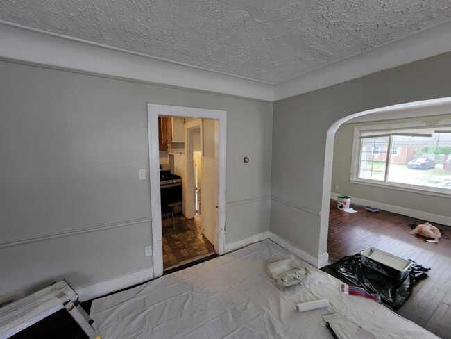 Building Photo - 3620 3 Mile Dr