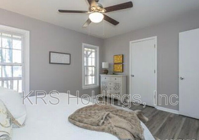 Building Photo - 10913 Drayton Rd