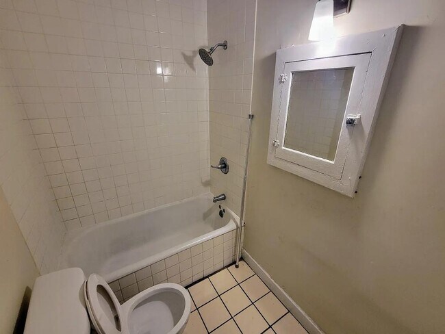 Building Photo - 33 E Norman Ave