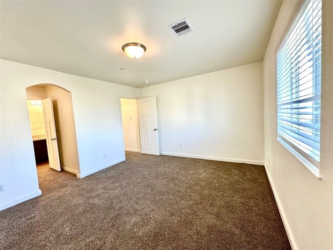 Building Photo - 21155 Gosling Rd