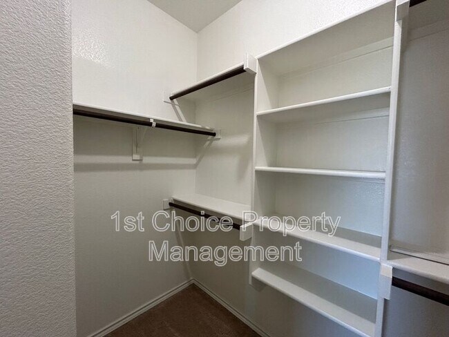 Building Photo - 1705 Placitas Trail