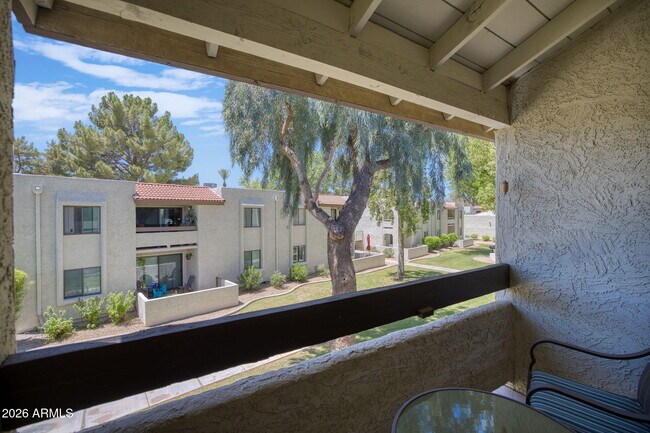 Building Photo - 10444 N 69th St