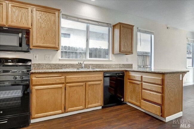 Building Photo - Cupid Approved: 4BD/2BA Home, $300 Off First Month!