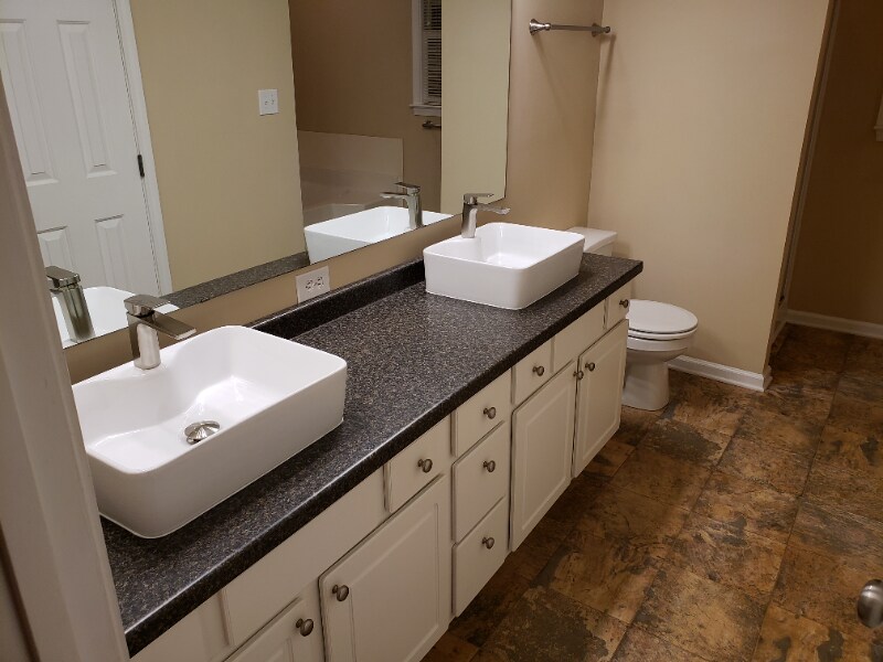 Building Photo - 107 Shining Armor Ct