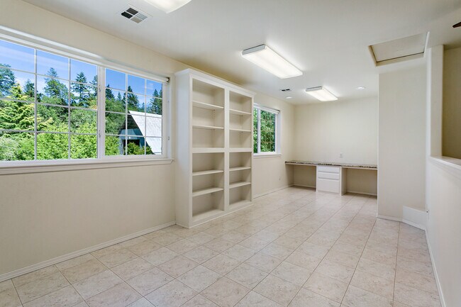 Building Photo - 7833 Lower River Rd