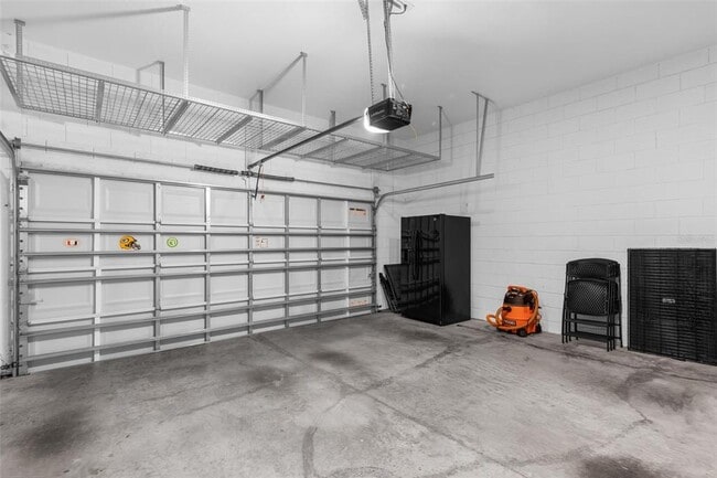 Building Photo - 14144 Moniz Ave