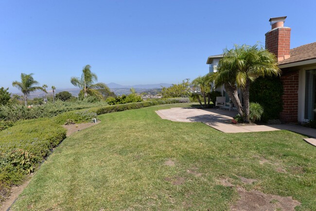 Building Photo - Beautiful Single Level Ocean View Home