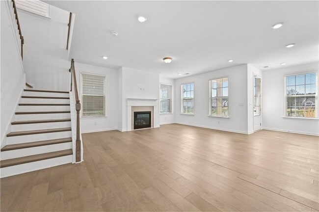 Building Photo - 4541 Encore Blvd