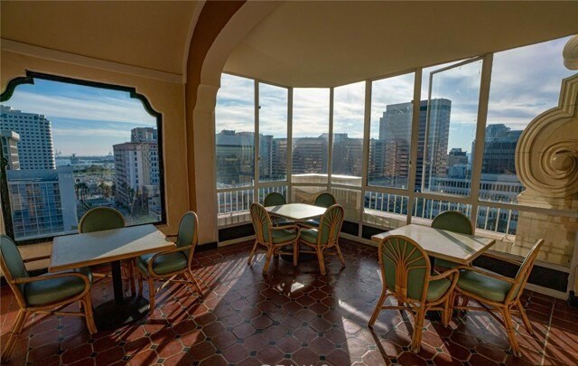 Solarium - 140 Linden Ave