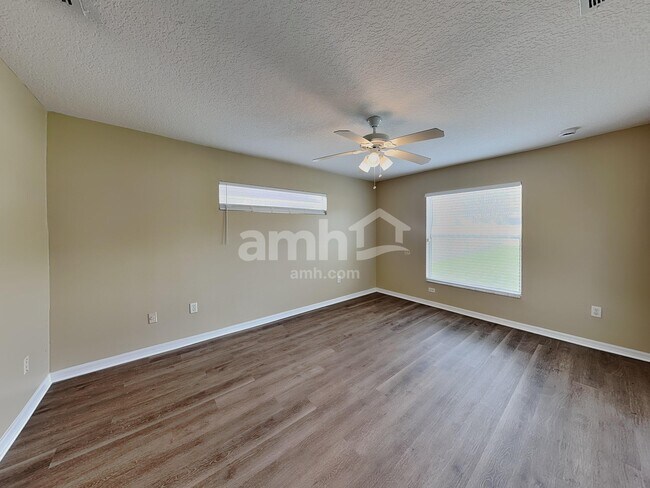 Building Photo - 227 Sikes Ct