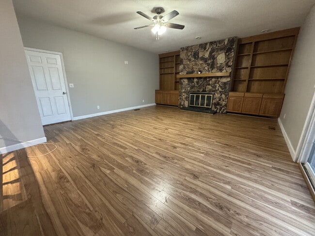 Building Photo - “Spread Out!” — 3 Bed Home with Sun Room + Multiple Living Spaces