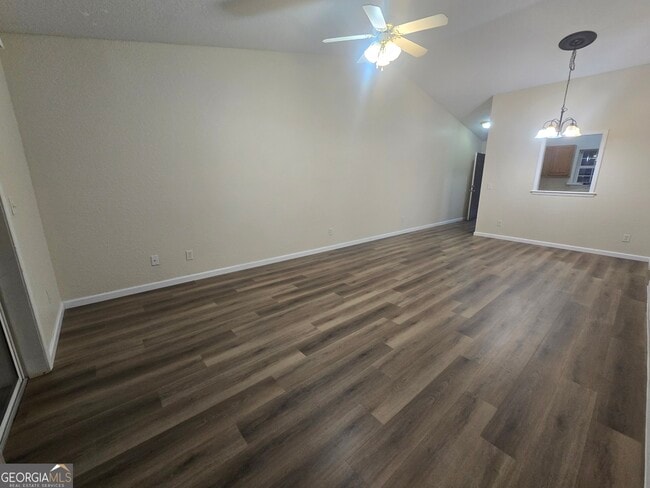 Building Photo - 401 S Ashley St