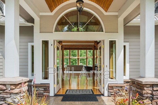 Building Photo - 19703 SE 128th Way