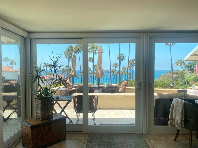 Building Photo - 501 Avenida Del Mar
