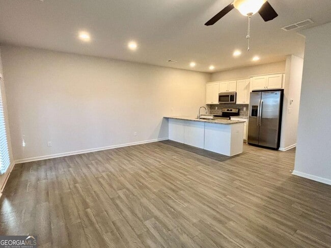 Building Photo - 2809 Ridgeview Dr