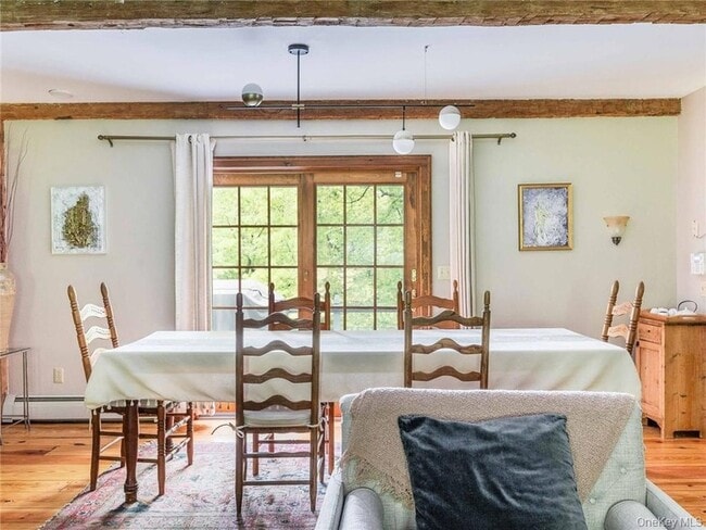 Building Photo - 74 Hilltop Rd