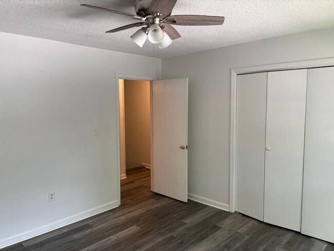 Building Photo - 108 Beaver Pond Loop