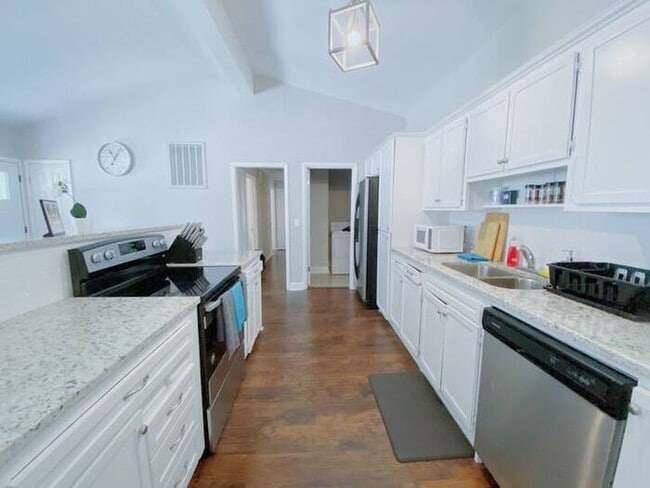 Building Photo - COMING SOON !!!! April 1st, 2026.