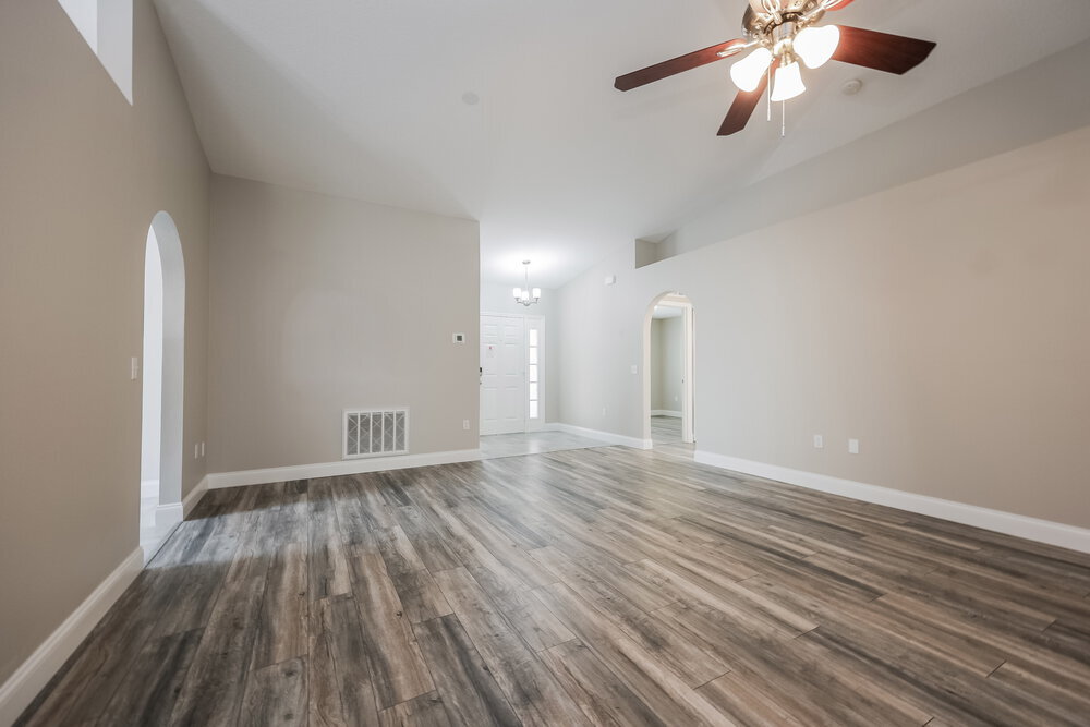 Building Photo - 2147 Sandridge Cir