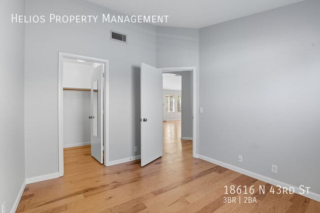 Building Photo - 18616 N 43rd St