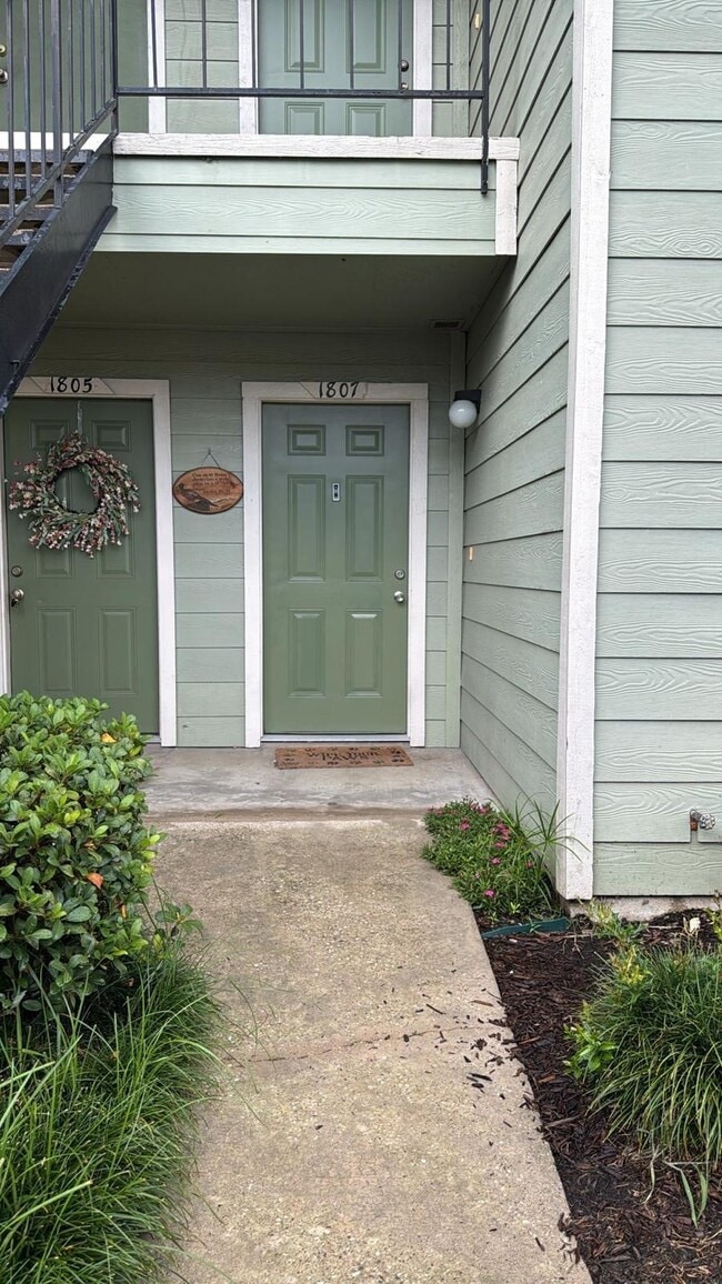 Building Photo - 14777 Wunderlich Dr