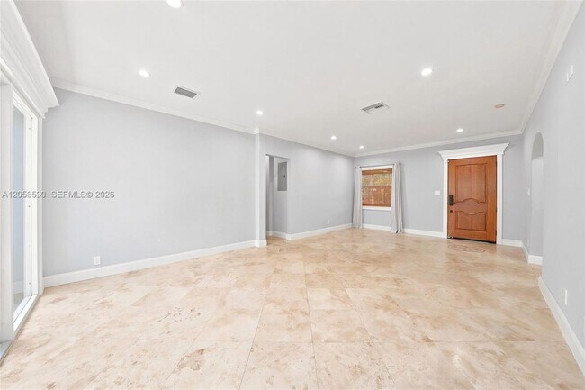 Building Photo - 2301 Tequesta Ln
