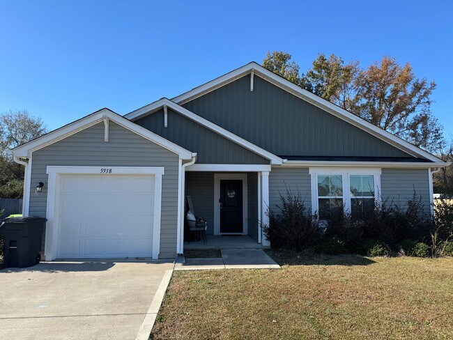 Primary Photo - Beautiful 3 Bed 2 Bath Home in Stedman