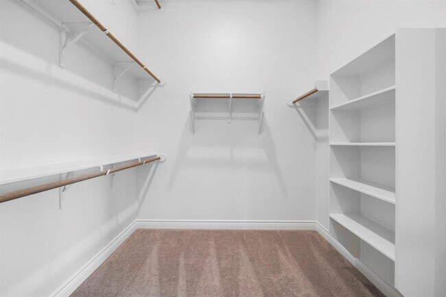 Building Photo - 25330 Balvaird Dr