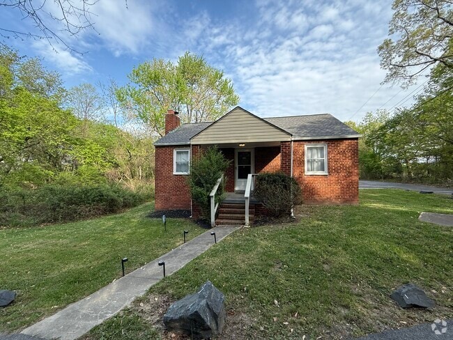 Building Photo - 4519 Old Branch Ave