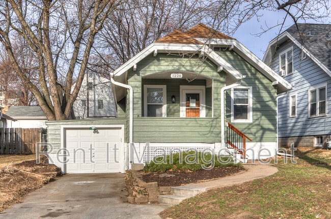 Primary Photo - 1220 S 55th St