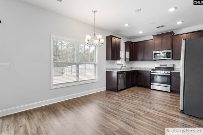 Building Photo - 409 Silver Anchor Dr