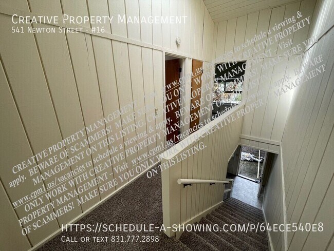 Building Photo - 541 Newton St