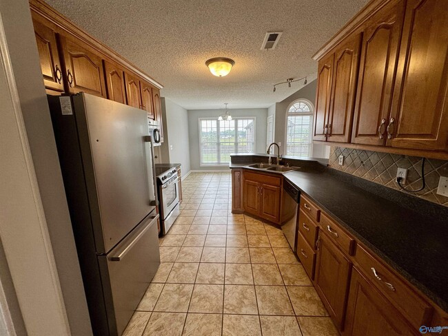 Building Photo - 14606 Eva Cir