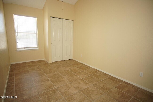 Building Photo - 5751 Sean Haggerty Dr