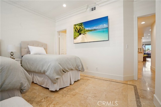 Building Photo - 4167 Warner Ave