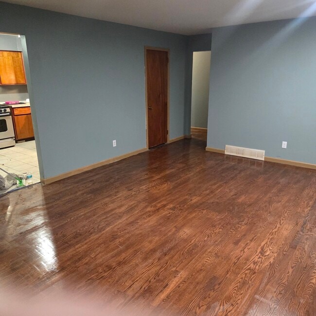 Building Photo - 33460 Hagen Dr