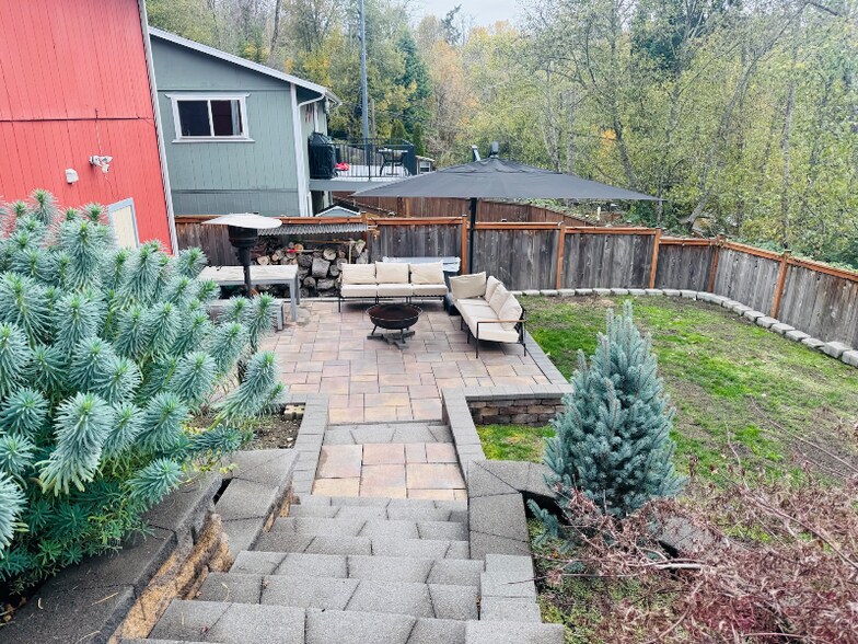 Building Photo - 5416 31st Ave SW