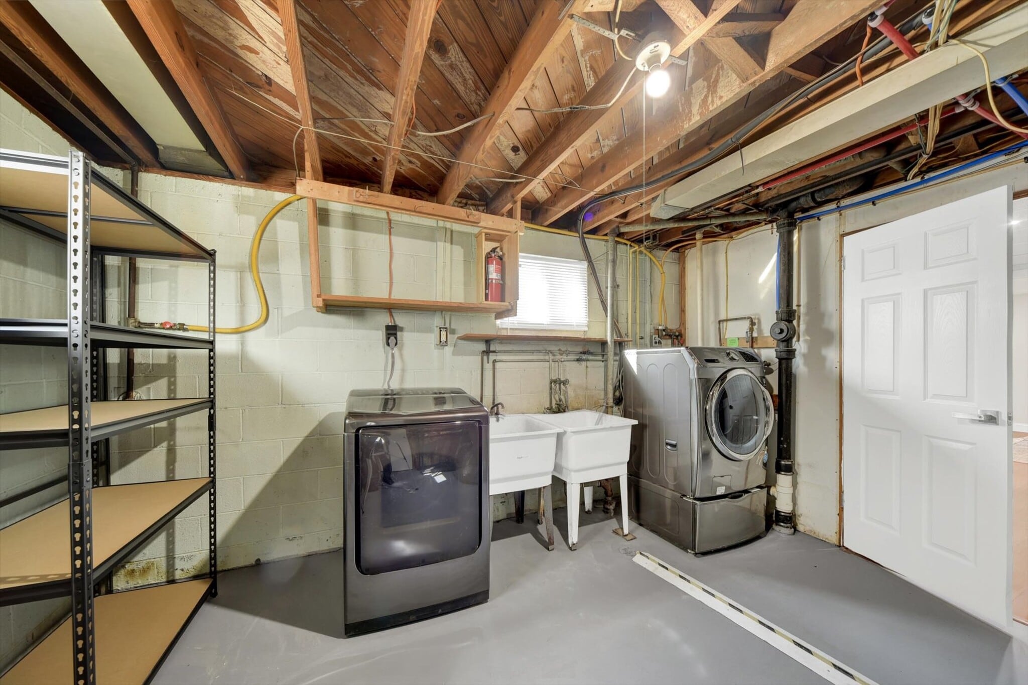 Building Photo - 5119 Niagara Pl