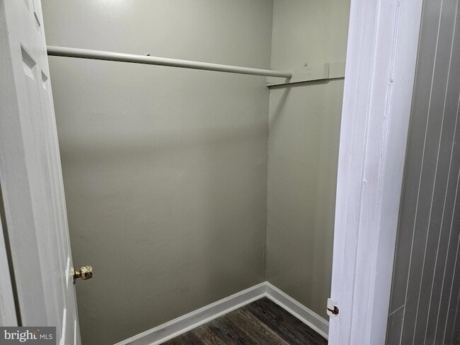 Building Photo - 10717 Glen Hannah Dr