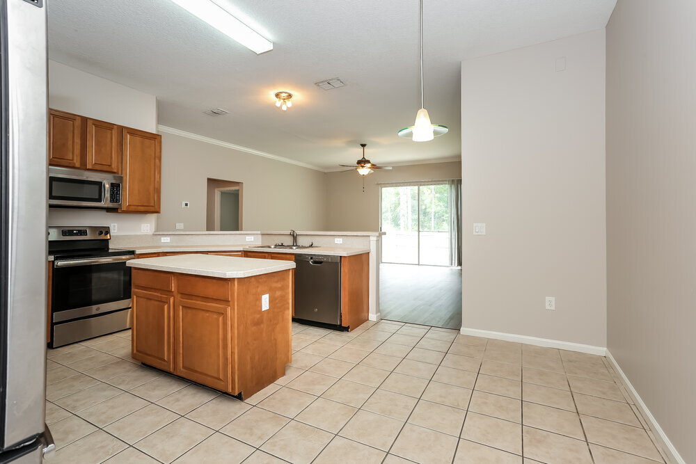Building Photo - 3168 Tower Oaks Dr