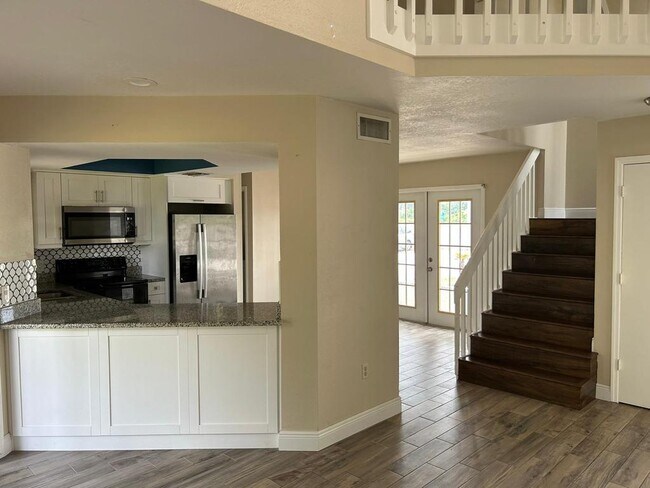 Building Photo - 222 Carpenters Way