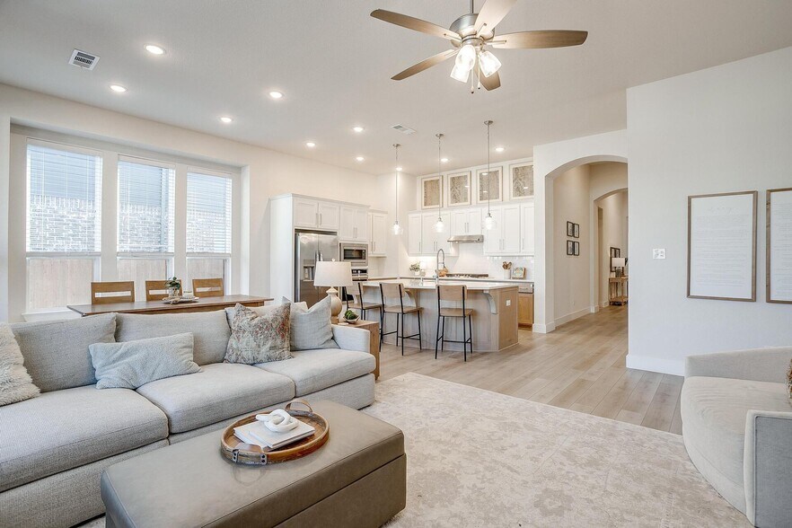 Building Photo - 14904 Chipwood Dr