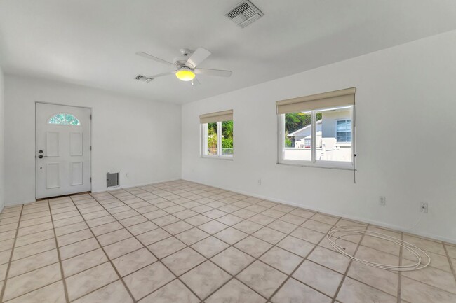 Building Photo - Beautiful 2bed/2bath Home for Rent with St...