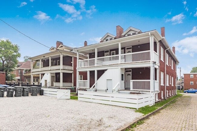 Building Photo - 58 N 20th St