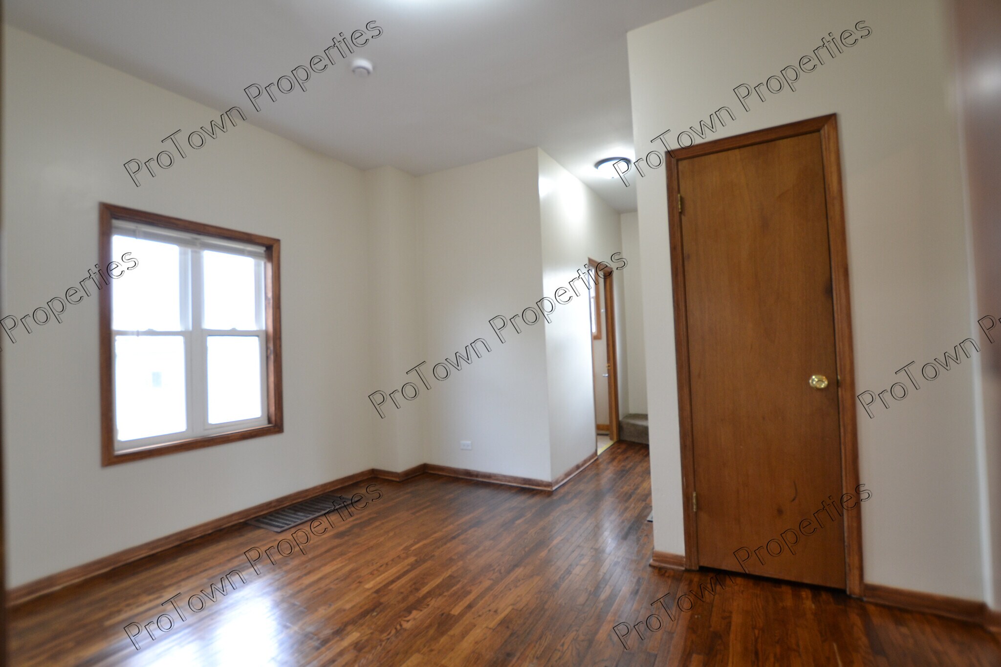 Building Photo - 524 South St