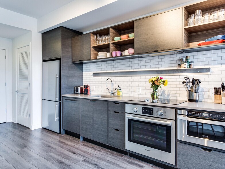 Building Photo - 2030 8th St NW