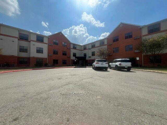 Building Photo - 3503 Camino Real
