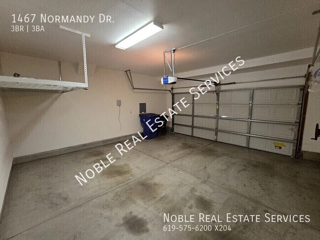 Building Photo - 1467 Normandy Dr