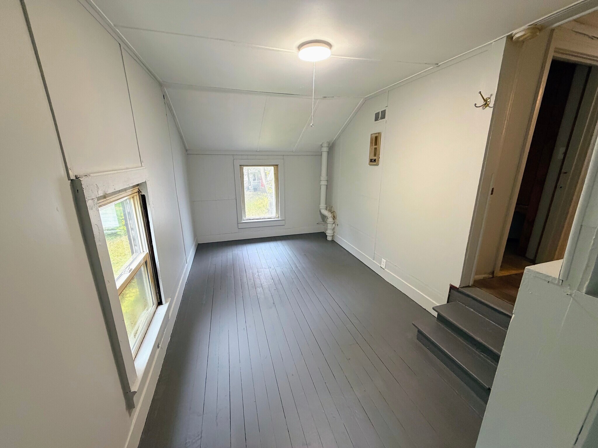 Building Photo - 142 State St