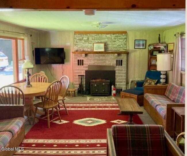 Building Photo - 32 Gooseneck Rd